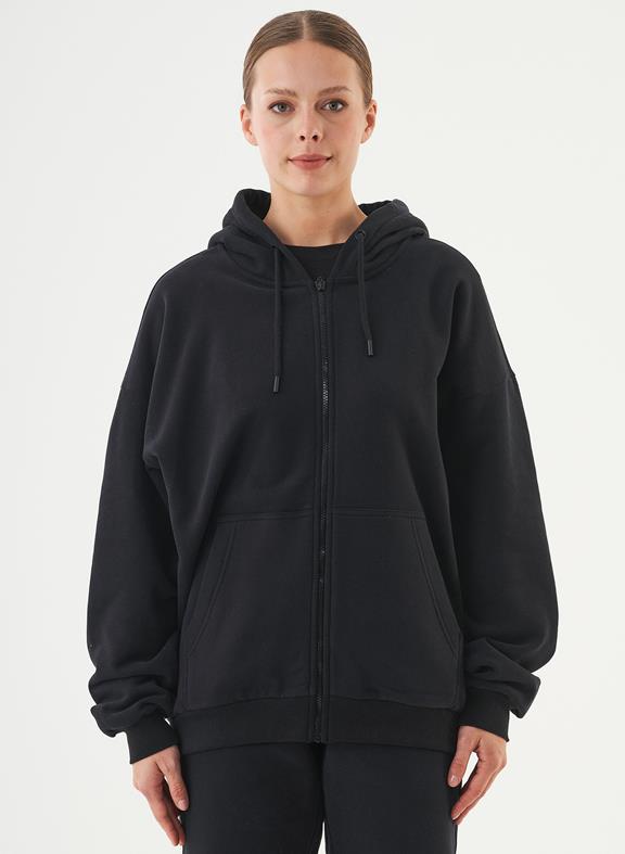 Sweat Vest Jale Black via Shop Like You Give a Damn