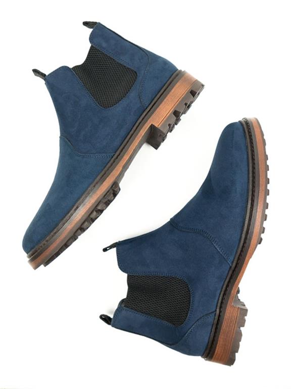 Chelsea Boots Continental Donkerblauw via Shop Like You Give a Damn