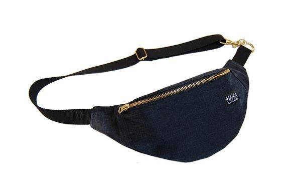 Heuptasje Phoenix Mini Donkerblauw Denim via Shop Like You Give a Damn
